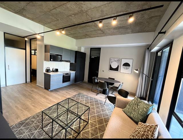 1 BEDROOM APARTMENT FOR SALE IN SANDOWN